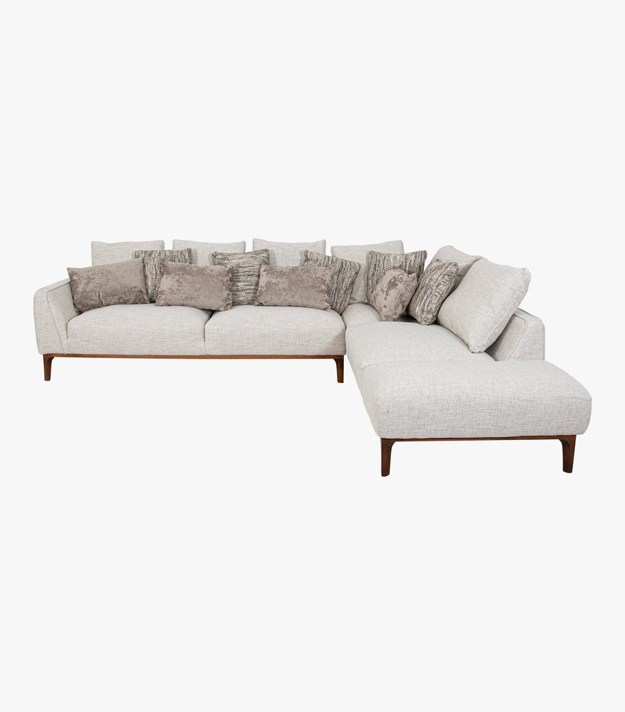 Sala esquinera Penta de tela color beige de Boal, vista frontal que muestra el diseño y comodidad del mueble.