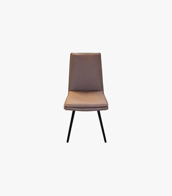 Silla Rudrah de piel color mocha